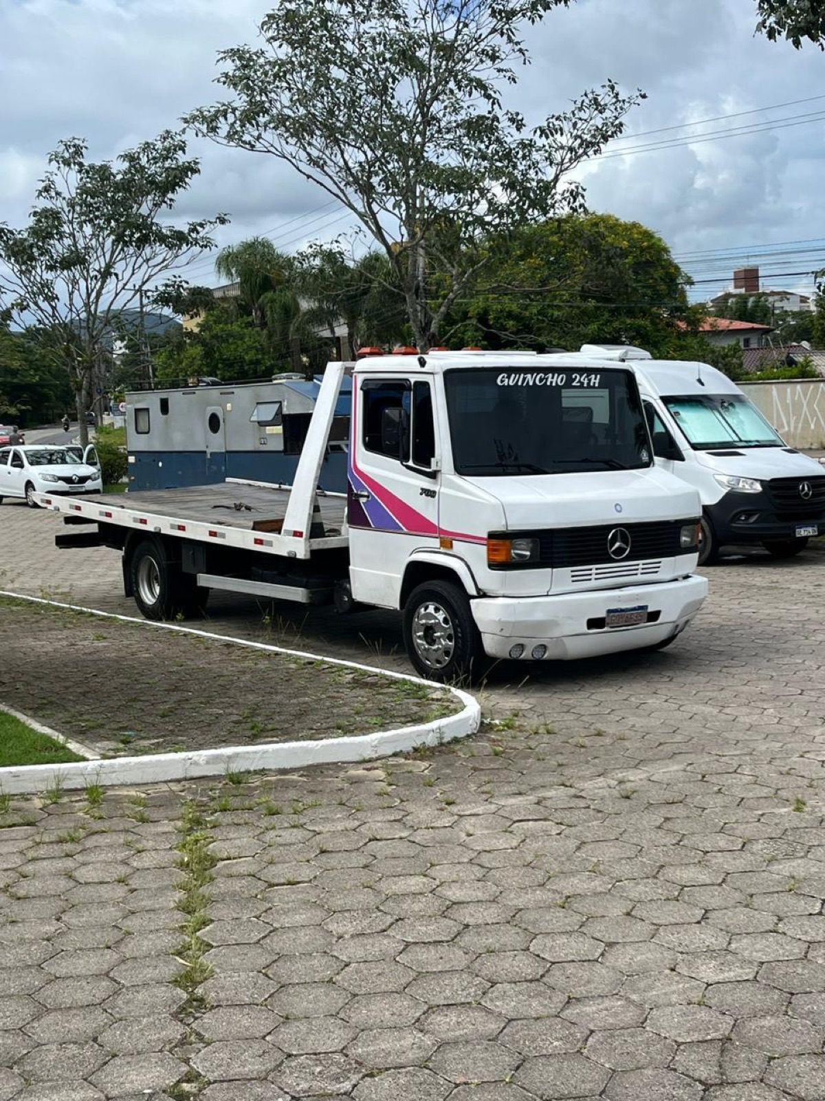Reboque de moto Florianópolis com equipamento próprio